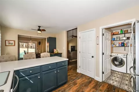 Kitchen - 732 Vista Glen Ct, Eureka, MO 63025 photo 3 of 3