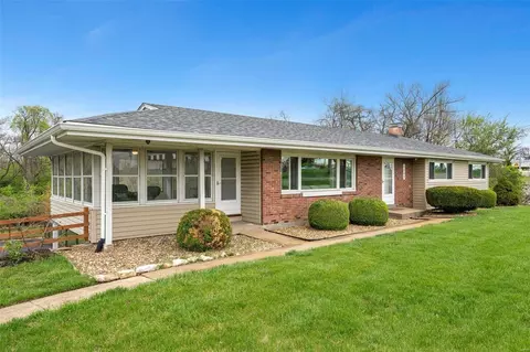 Exterior - 3605 Fee Fee Rd, Bridgeton, MO 63044 photo 2 of 18