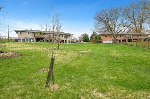 Exterior - 3605 Fee Fee Rd, Bridgeton, MO 63044 photo 17 of 18