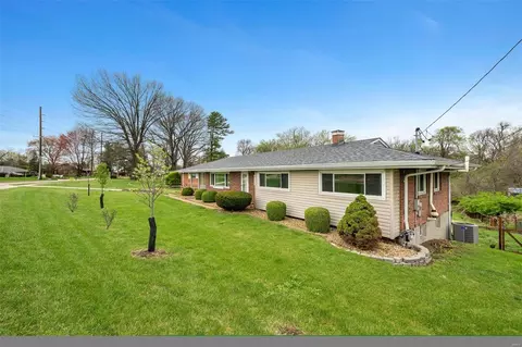 Exterior - 3605 Fee Fee Rd, Bridgeton, MO 63044 photo 9 of 18