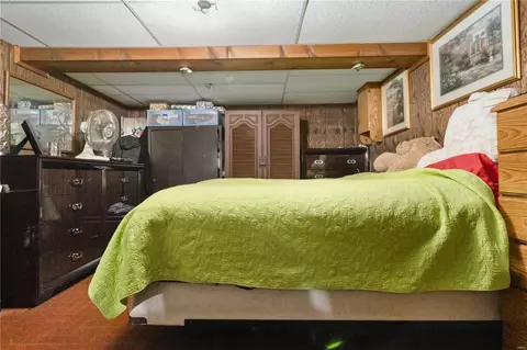 Bedroom - 9579 Caravan Dr, Saint Louis, MO 63126 photo 7 of 9