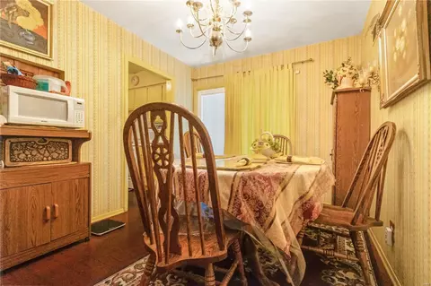 Dining - 9579 Caravan Dr, Saint Louis, MO 63126 photo 1 of 1