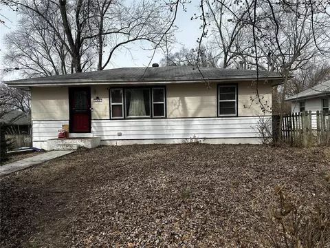 185 Bascom Dr, Saint Louis, MO 63135