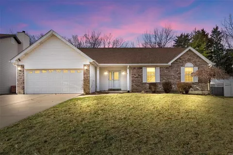 1119 Lupine Ct, O'fallon, MO 63366