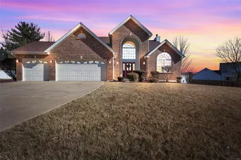 29 Briarwick Trl, Saint Peters, MO 63376