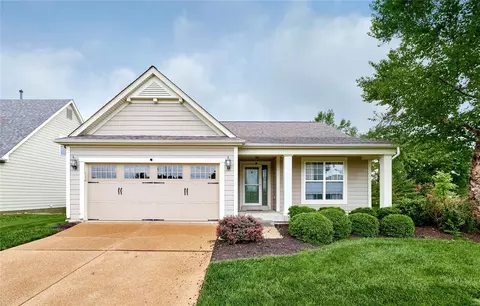 608 Capri Way, St. Peters, MO 63304