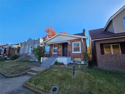 4742 Newport Ave, Saint Louis, MO 63116