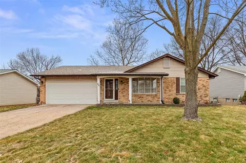 86 Harvest Brown Ct, Saint Peters, MO 63376