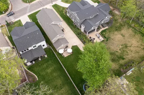 Exterior - 722 E Argonne Dr, Saint Louis, MO 63122 photo 15 of 15