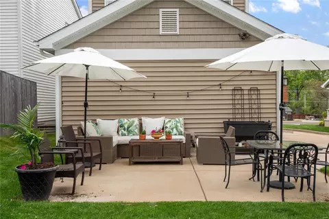 Exterior - 722 E Argonne Dr, Saint Louis, MO 63122 photo 7 of 15