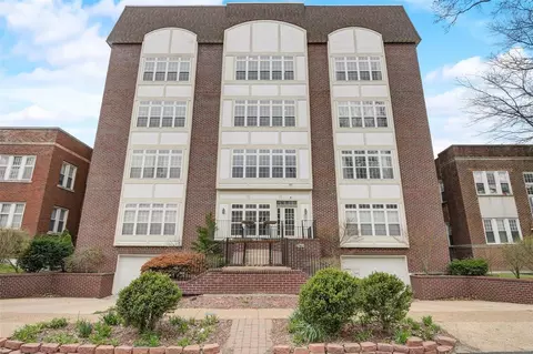 6404 Cates Ave #4E, Saint Louis, MO 63130