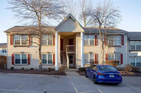 646 Sugar Trail Ct, Saint Peters, MO 63376