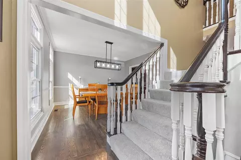 Entry Way - 414 Bluff Meadow Ct, Ellisville, MO 63021 photo 3 of 4