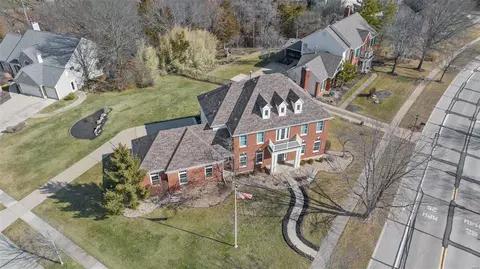 View/Area - 414 Bluff Meadow Ct, Ellisville, MO 63021 photo 3 of 4