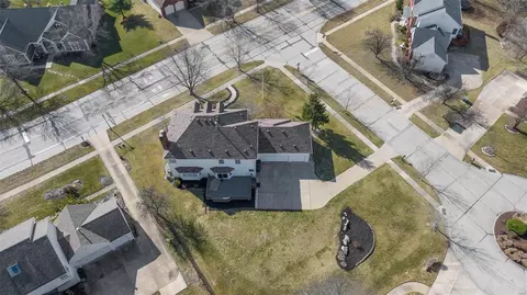View/Area - 414 Bluff Meadow Ct, Ellisville, MO 63021 photo 2 of 4
