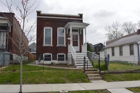 4460 Norfolk Ave, Saint Louis, MO 63110