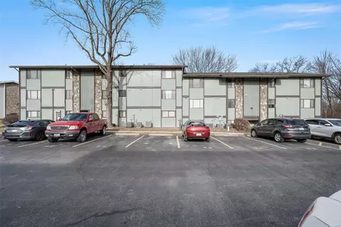 99 Lemans Ct #993RDF, Lake Saint Louis, MO 63367