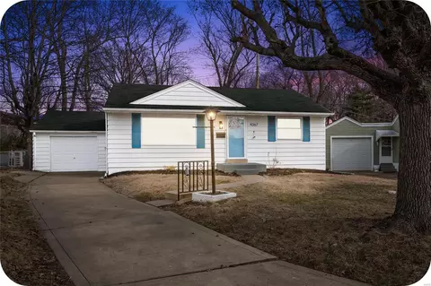 4367 Maroon Ct, Saint Louis, MO 63123