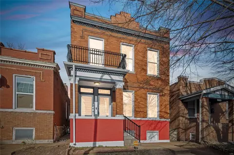 3549 Itaska St, Saint Louis, MO 63111