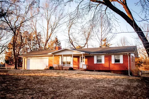 3127 Darryl Dr, Foristell, MO 63348