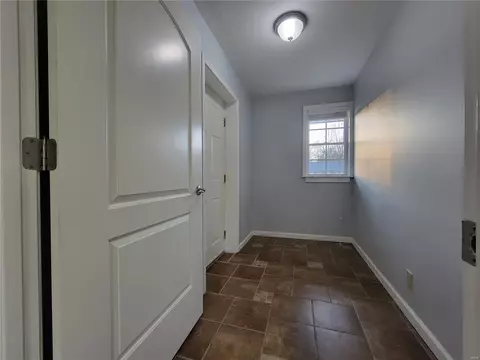 Entry Way - 7 Char Bea Ln, Olivette, MO 63132 photo 2 of 2