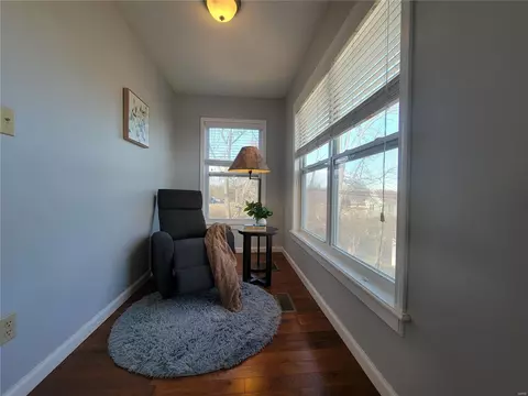 Living - 7 Char Bea Ln, Olivette, MO 63132 photo 4 of 7