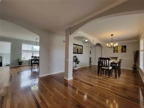Entry Way - 7 Char Bea Ln, Olivette, MO 63132 photo 1 of 2