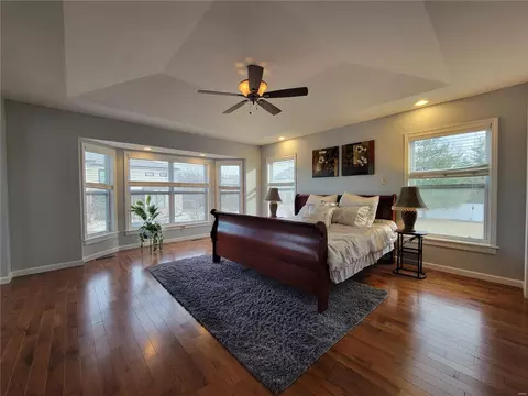 Bedroom - 7 Char Bea Ln, Olivette, MO 63132 photo 3 of 4