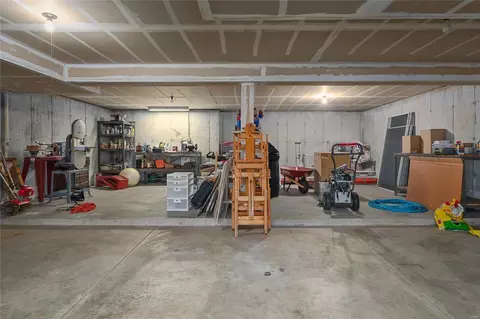 Exterior - 703 Carman Meadows Dr, Manchester, MO 63021 photo 8 of 13