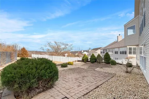 Exterior - 29 Eliot Ct, O'fallon, MO 63366 photo 6 of 10