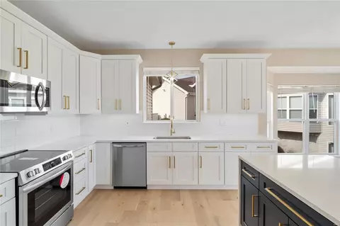 Kitchen - 29 Eliot Ct, O'fallon, MO 63366 photo 4 of 6