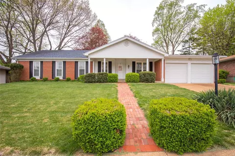 1853 Burlewood Dr, Saint Louis, MO 63146