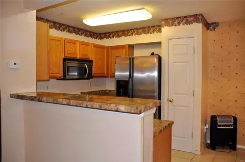 1501 Forest Springs Dr, Ballwin, MO 63021 photo 7