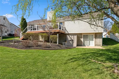 Exterior - 471 Winter Park Dr, O'fallon, MO 63366 photo 9 of 13