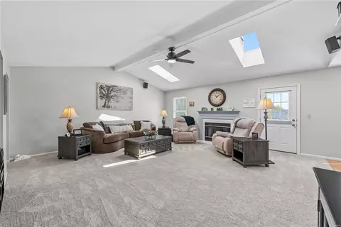 Living - 471 Winter Park Dr, O'fallon, MO 63366 photo 1 of 6