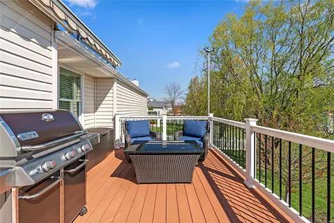 Exterior - 471 Winter Park Dr, O'fallon, MO 63366 photo 6 of 13