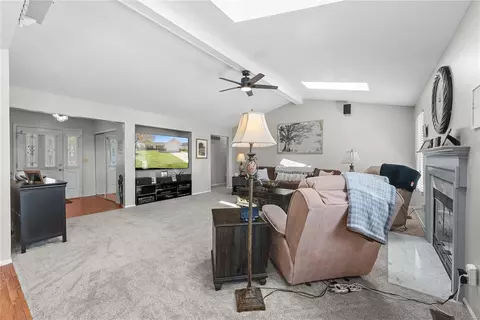 Living - 471 Winter Park Dr, O'fallon, MO 63366 photo 5 of 6