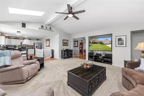 Living - 471 Winter Park Dr, O'fallon, MO 63366 photo 6 of 6