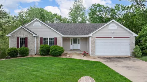 1938 Betty Lou Ct, Wentzville, MO 63385