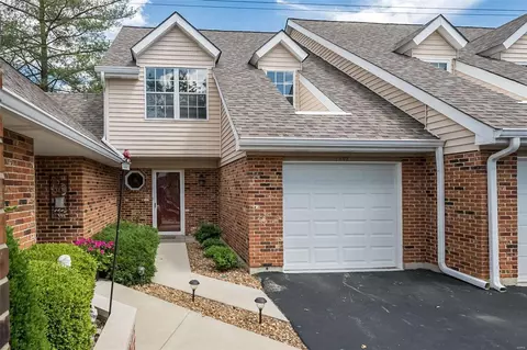 1302 Tahoe Valley Ct, Ballwin, MO 63021