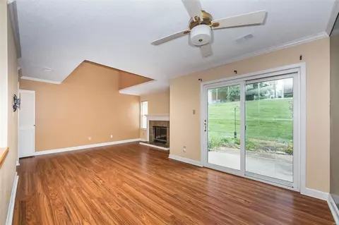 Living - 1302 Tahoe Valley Ct, Ballwin, MO 63021 photo 2 of 3