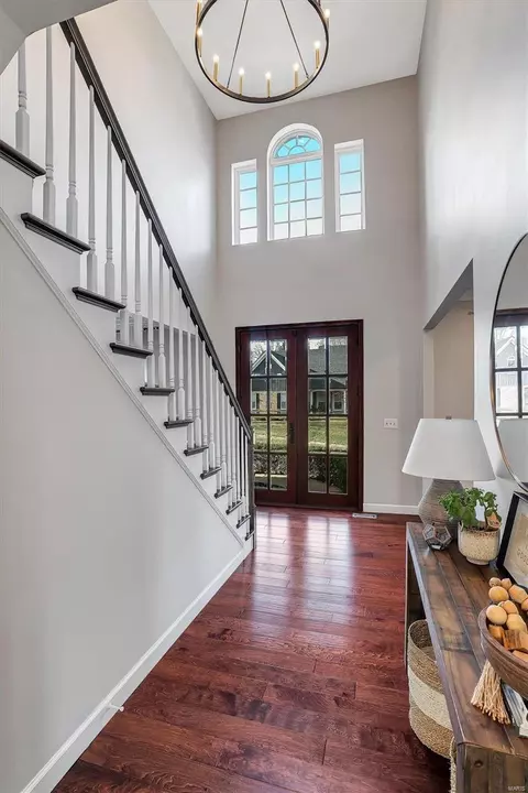 Entry Way - 914 Stone Spring Dr, Eureka, MO 63025 photo 2 of 4