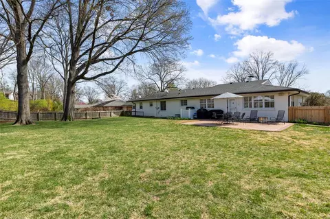 829 Renderer Dr, Warson Woods, MO 63122 photo 25