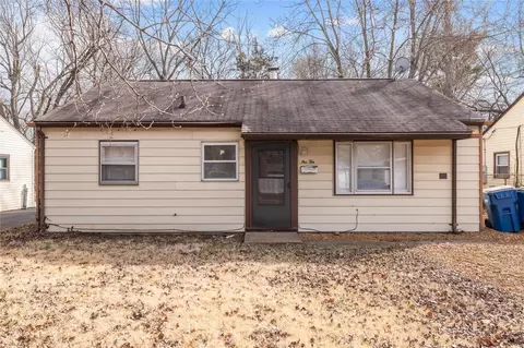 110 Paul Ave, Saint Louis, MO 63135