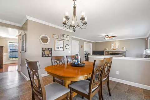 Dining - 101 Spangle Way Ct, O'fallon, MO 63366 photo 2 of 2