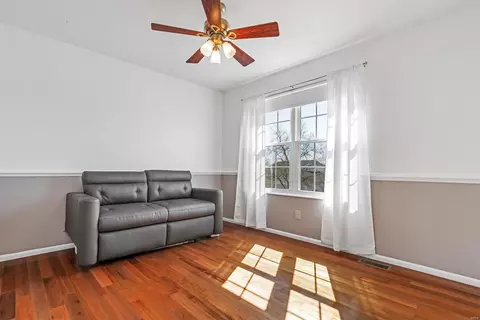 Living - 101 Spangle Way Ct, O'fallon, MO 63366 photo 6 of 7