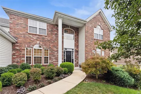 1622 Bentshire Ct, Ellisville, MO 63011