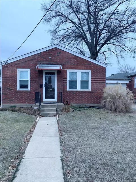 4650 Tiemann Ave, Saint Louis, MO 63123