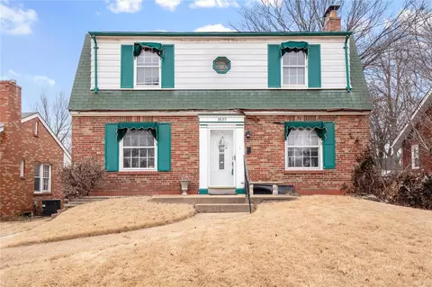3829 Lawler Dr, Saint Louis, MO 63121