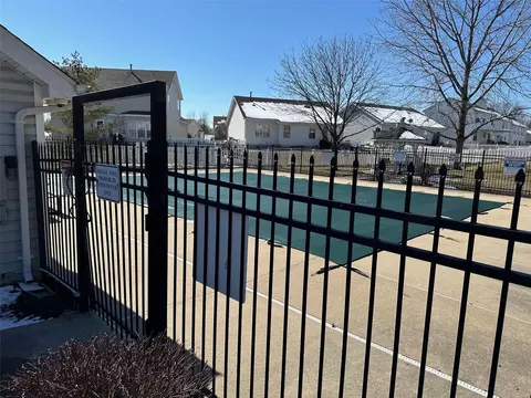 Exterior - 250 Tyndale Dr, O'fallon, MO 63366 photo 12 of 12